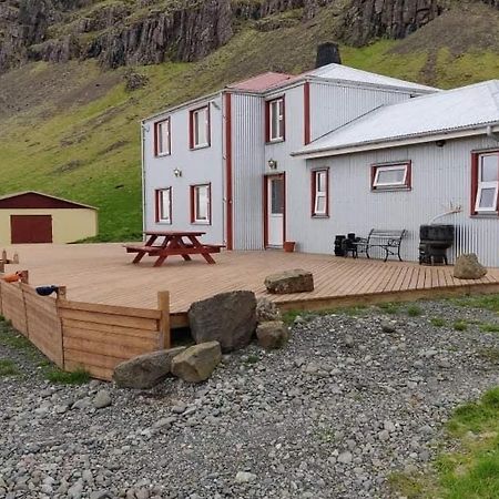 Guesthouse Stekkatun Skálafell Exterior foto